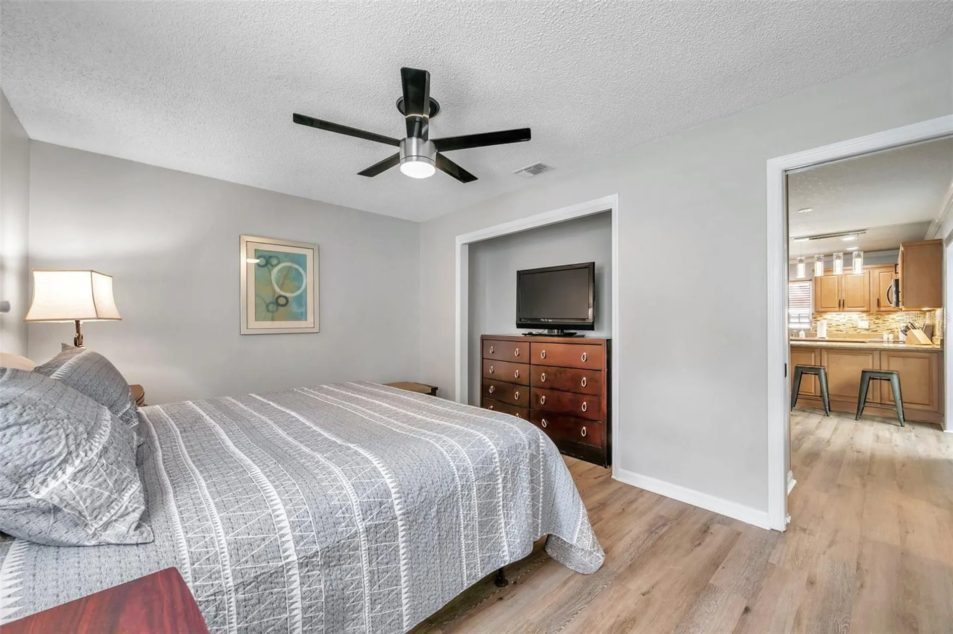 717 Carolina Avenue Tarpon Springs FL 34689
