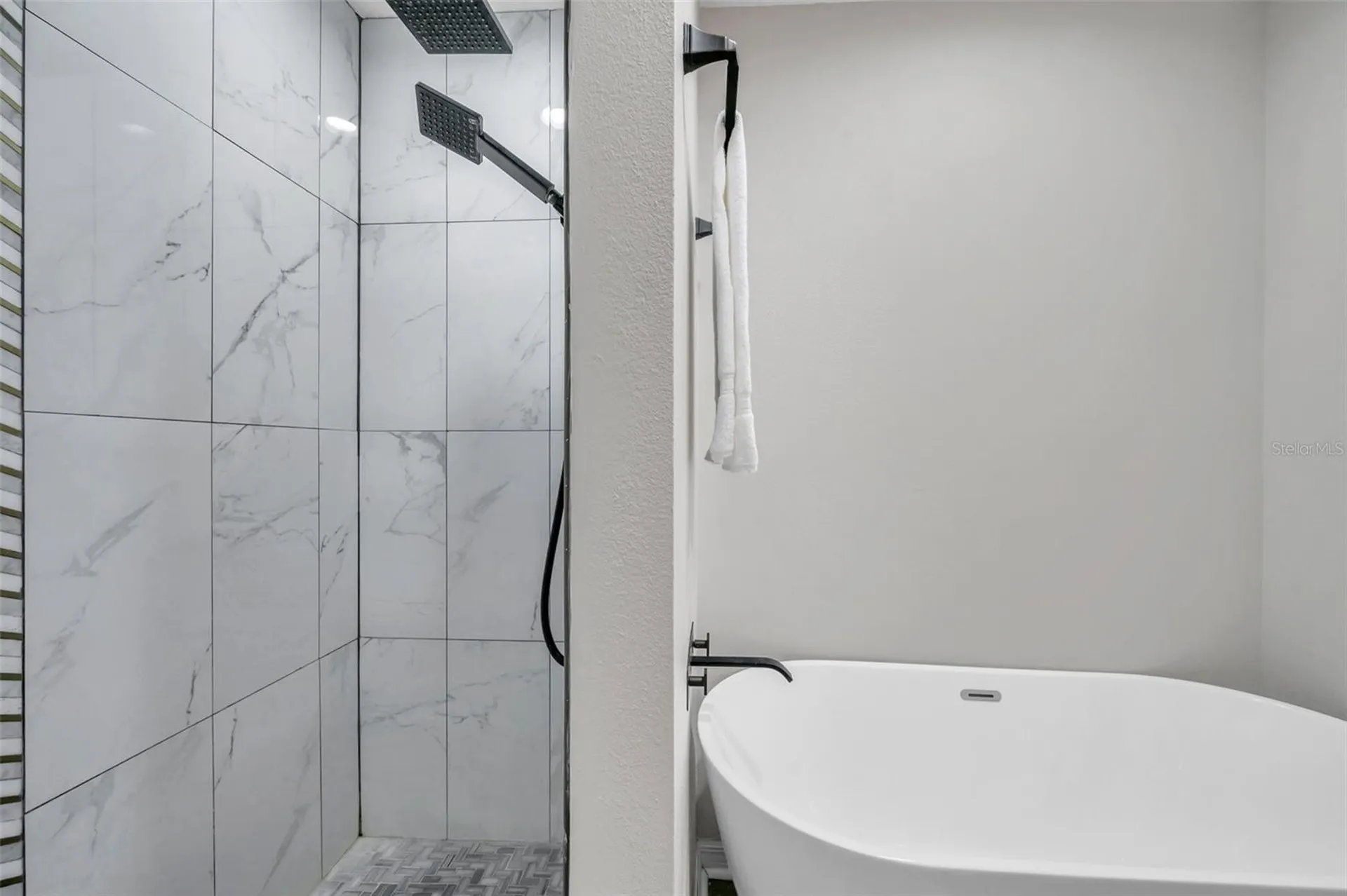 717 Carolina Avenue Tarpon Springs FL 34689