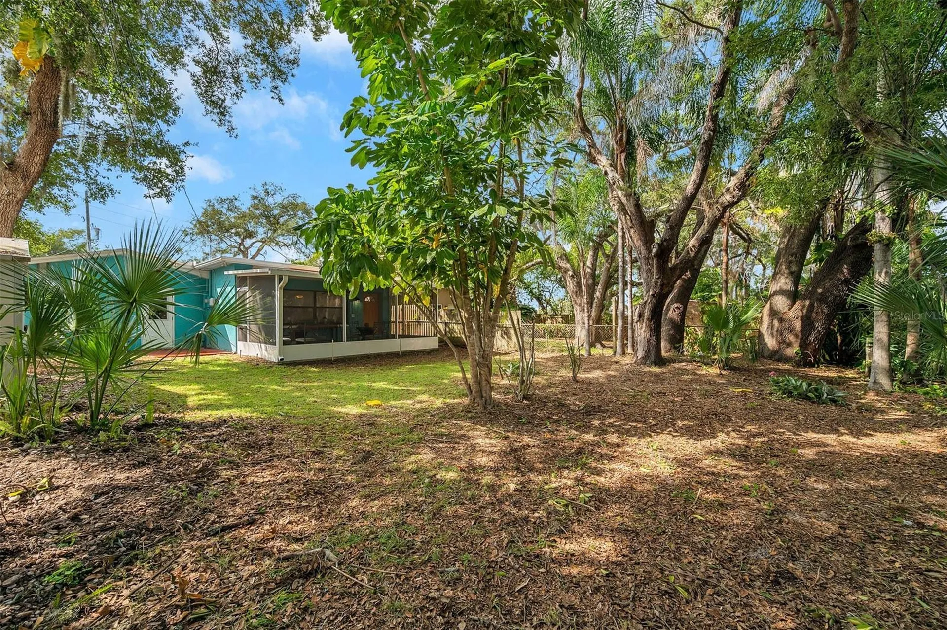 717 Carolina Avenue Tarpon Springs FL 34689