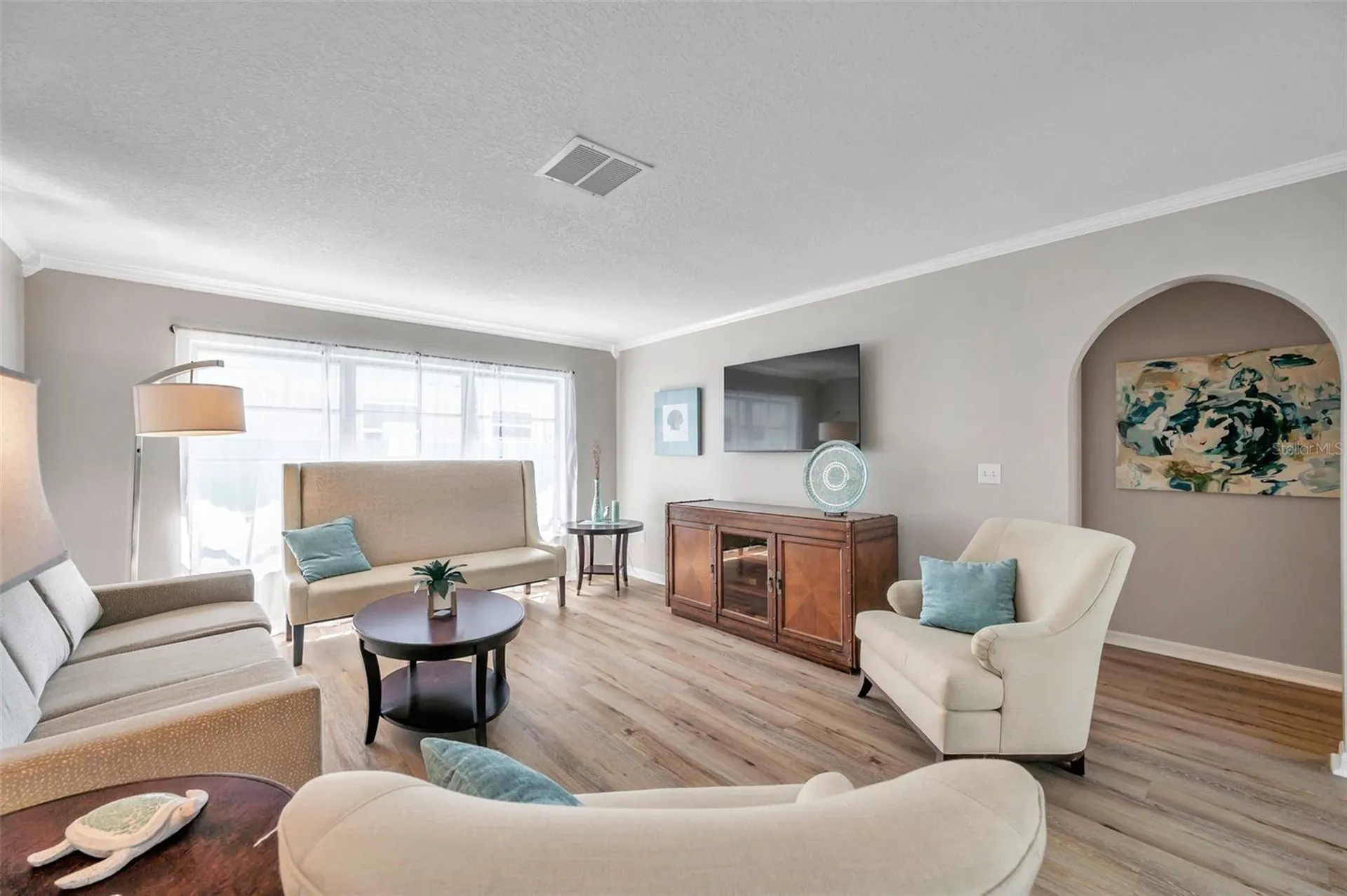 717 Carolina Avenue Tarpon Springs FL 34689