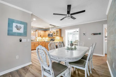 717 Carolina Avenue Tarpon Springs FL 34689