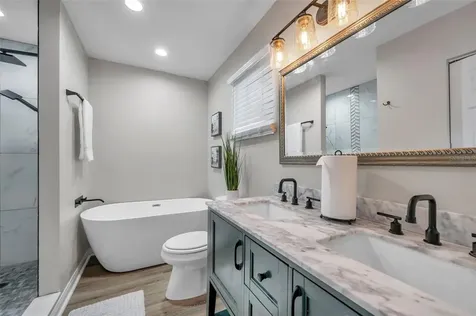 717 Carolina Avenue Tarpon Springs FL 34689