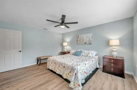 717 Carolina Avenue Tarpon Springs FL 34689