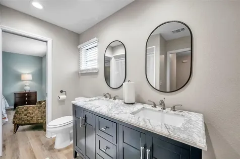 717 Carolina Avenue Tarpon Springs FL 34689