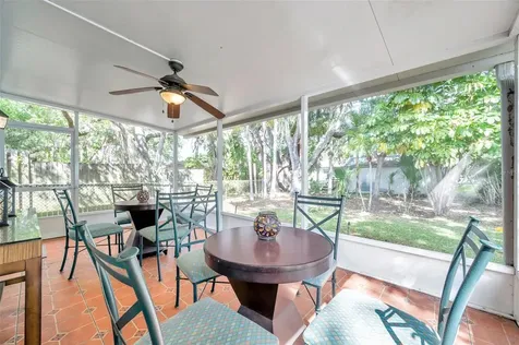 717 Carolina Avenue Tarpon Springs FL 34689