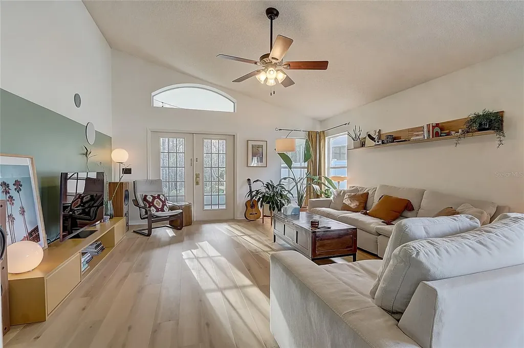 13501 Fordwell Drive Orlando FL 32828