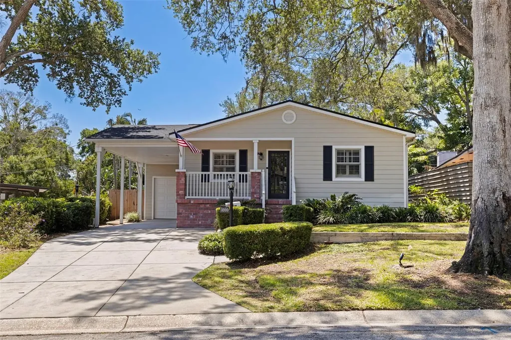 1010 43rd Avenue N St Petersburg FL 33703