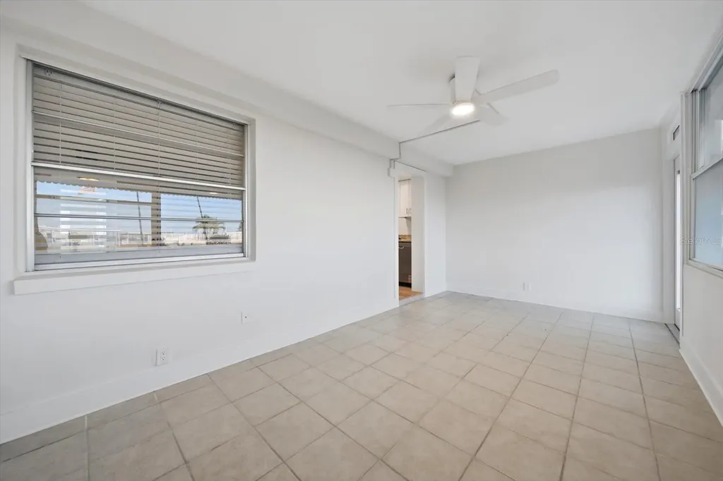 1868 Shore South Pasadena FL 33707