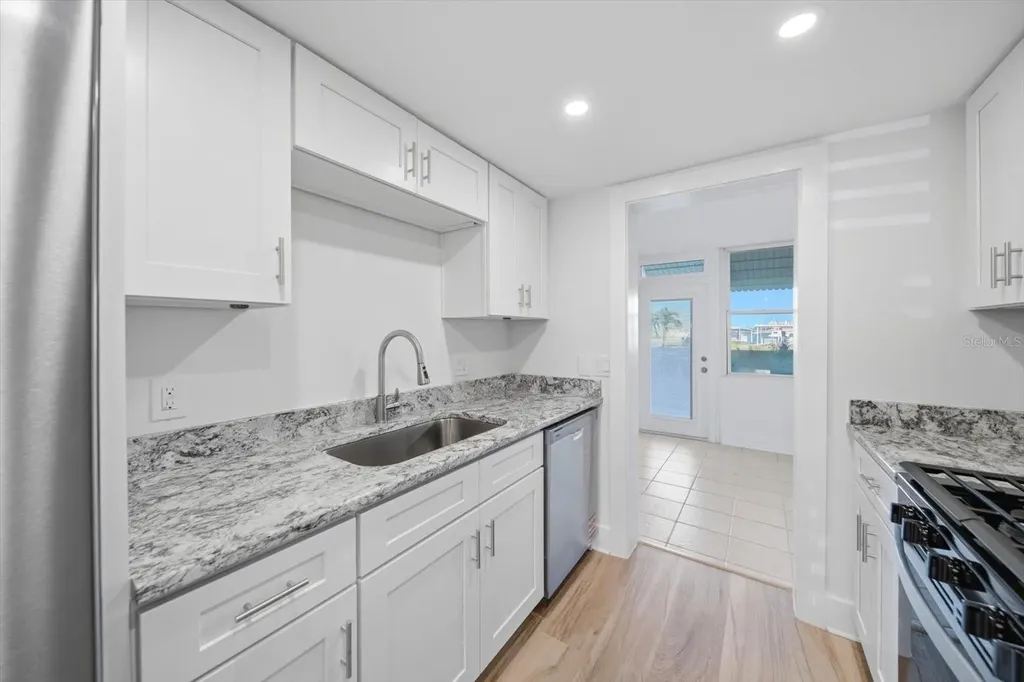 1868 Shore South Pasadena FL 33707