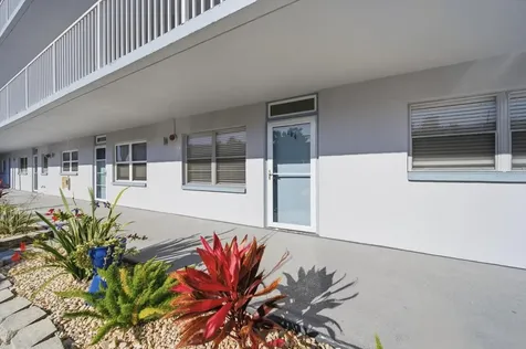 1868 Shore South Pasadena FL 33707