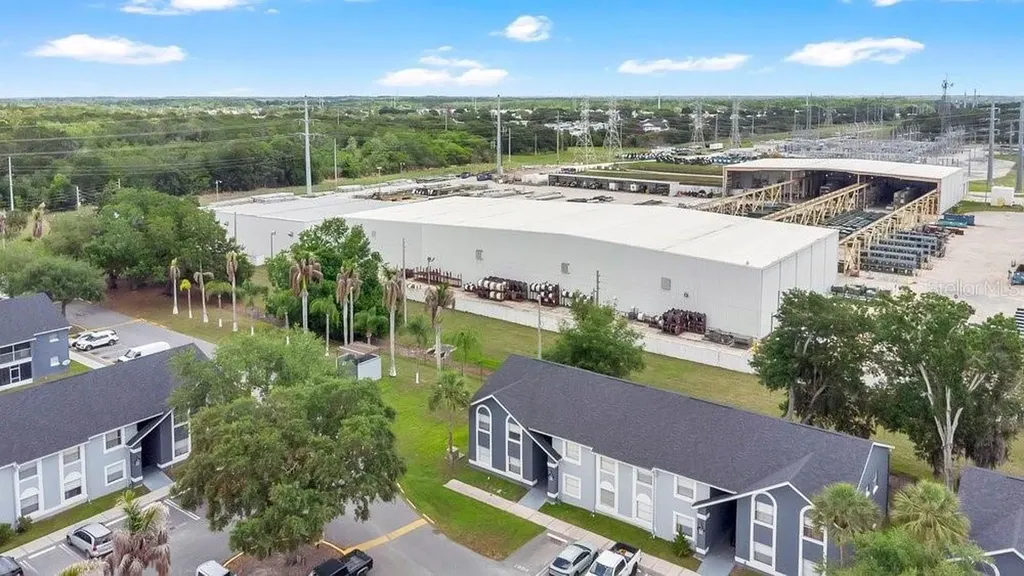 4227 Pershing Pointe Place Orlando FL 32822