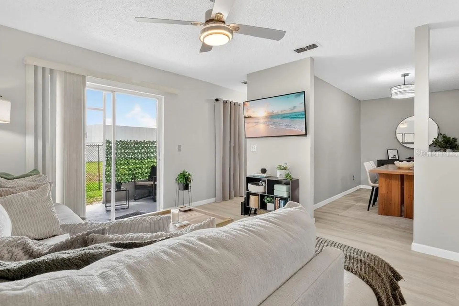 4227 Pershing Pointe Place Orlando FL 32822
