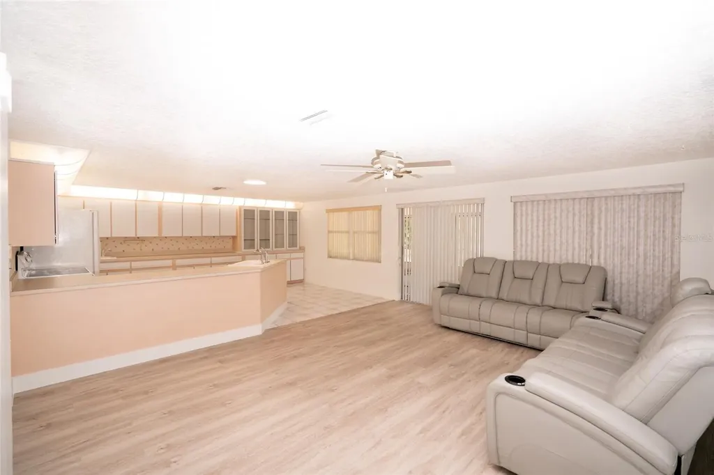 7003 Fountain Avenue Tampa FL 33634
