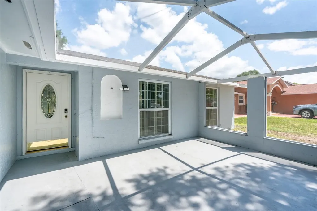 7003 Fountain Avenue Tampa FL 33634