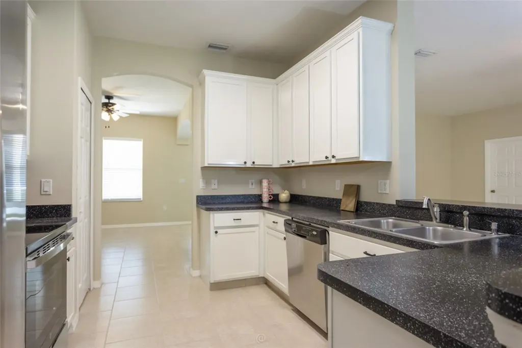4 White Hurst Lane Palm Coast FL 32164