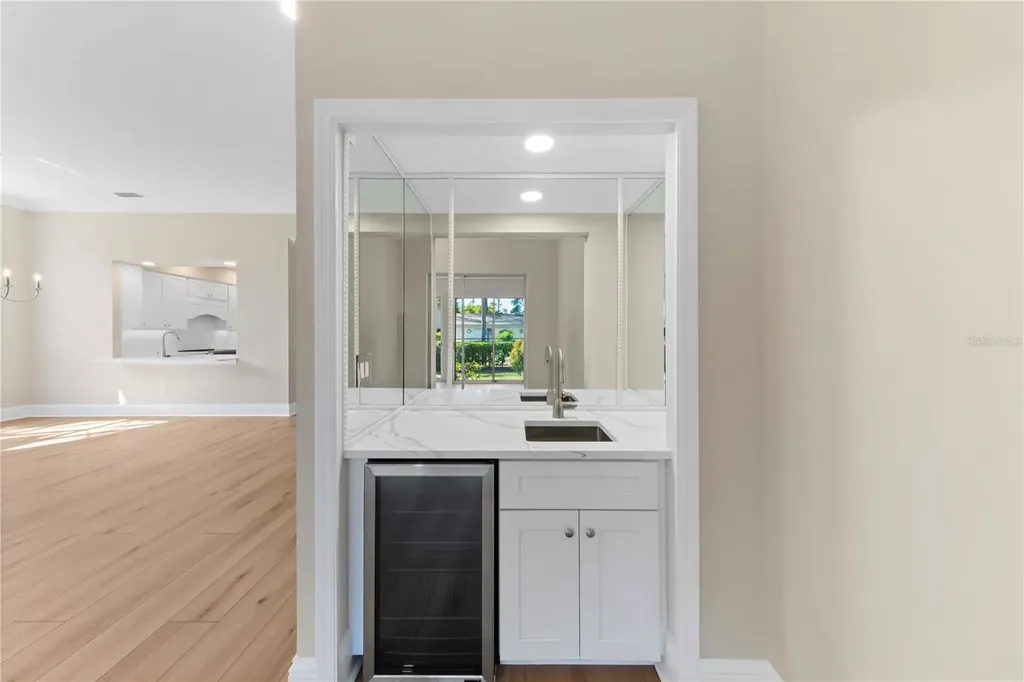 4424 Highland Park Sarasota FL 34235
