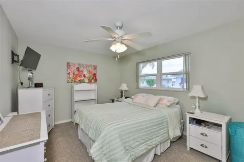 700 Rutgers Place Sun City Center FL 33573
