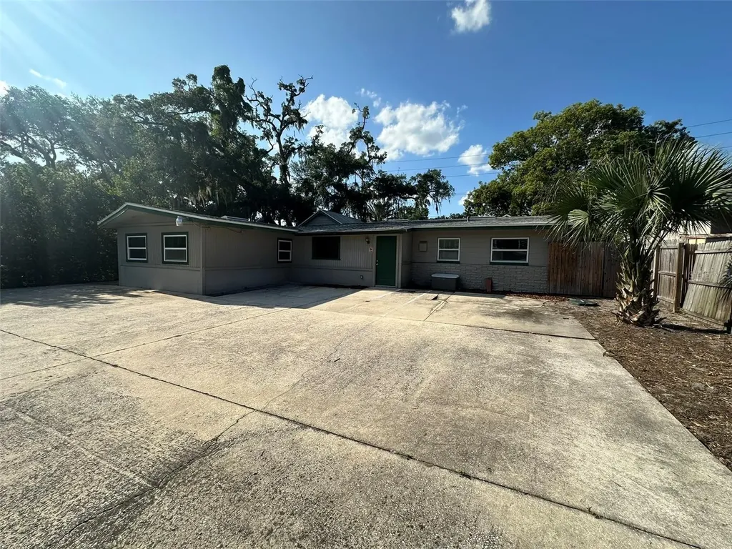 2324 Lee Road Winter Park FL 32789
