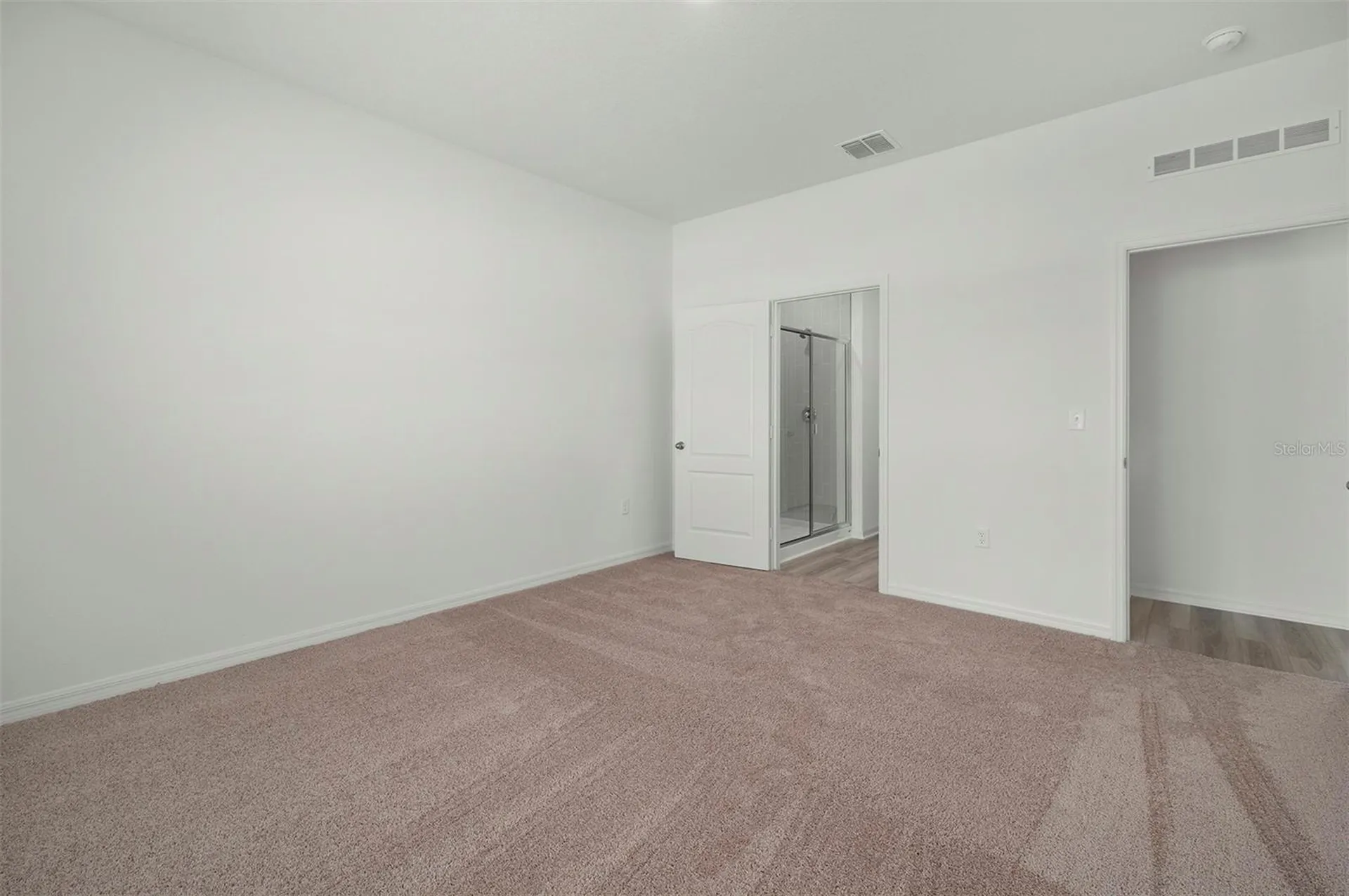 13339 Tula Loop Astatula FL 34705