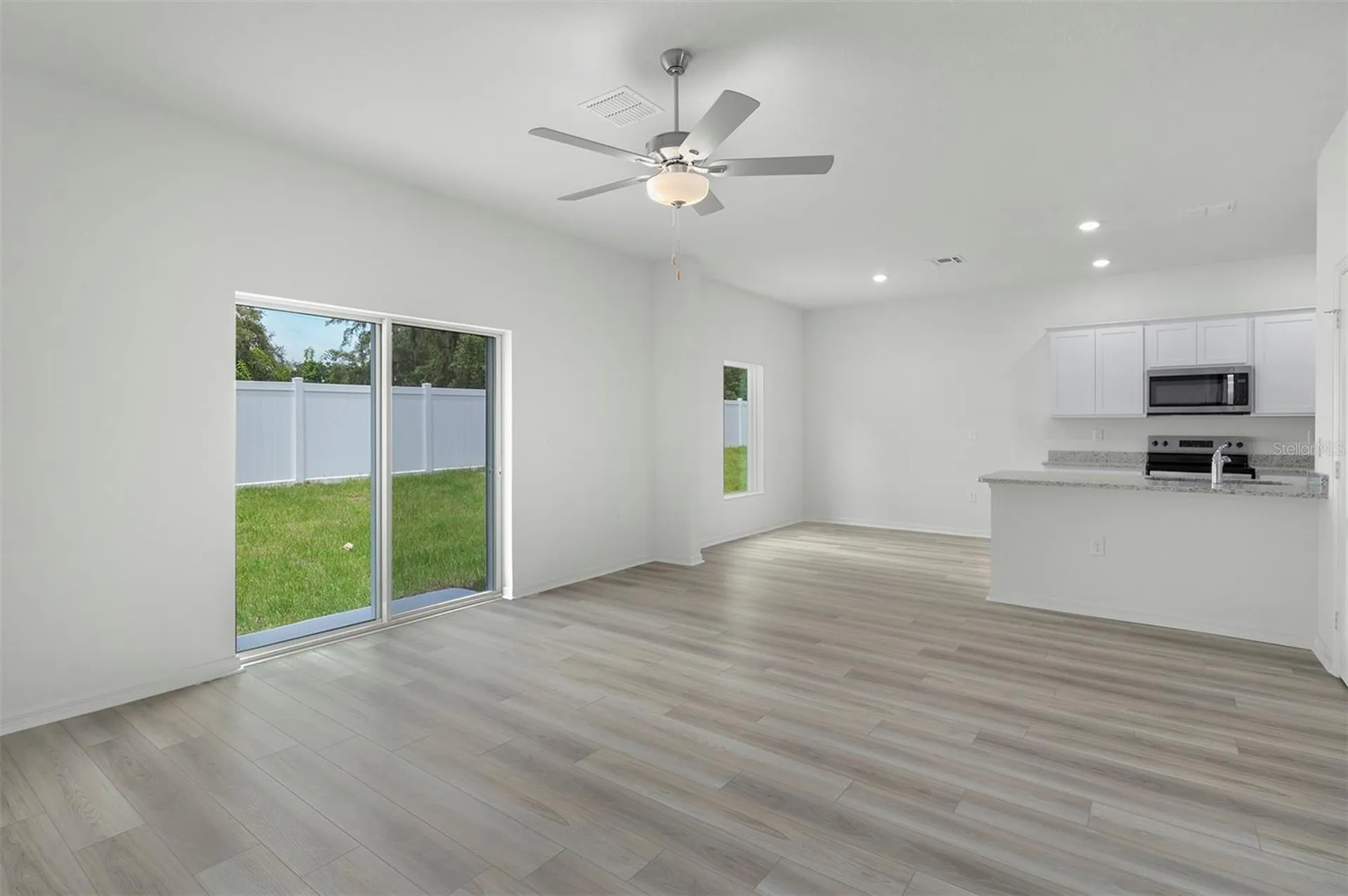 13339 Tula Loop Astatula FL 34705