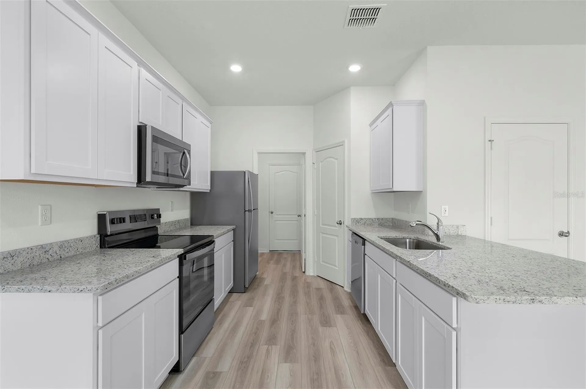 13339 Tula Loop Astatula FL 34705