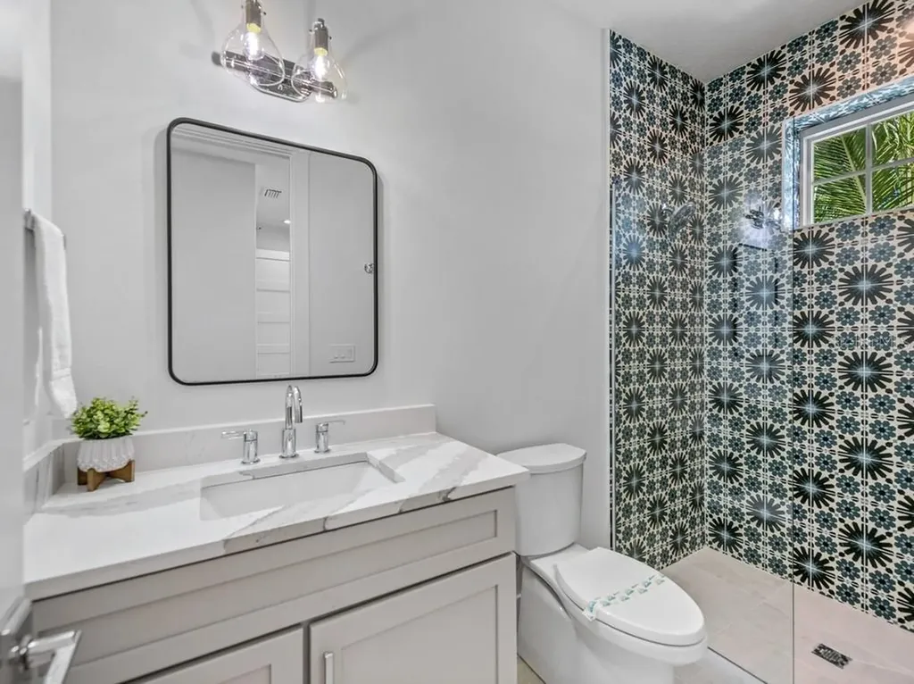 204 Coolidge Drive Sarasota FL 34236