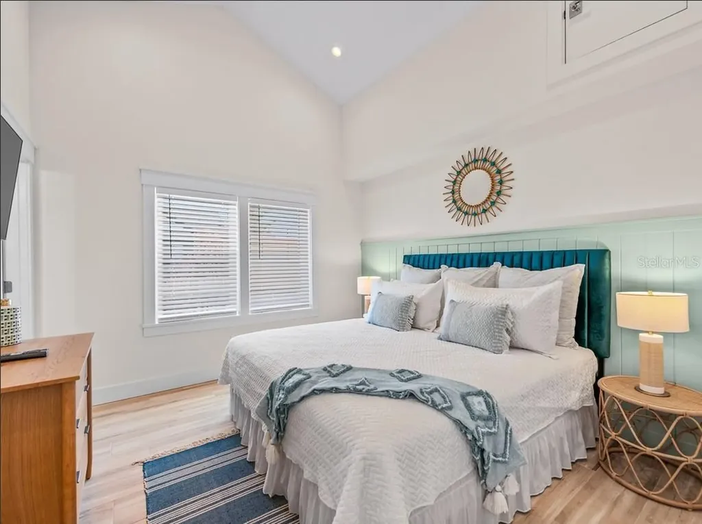 204 Coolidge Drive Sarasota FL 34236