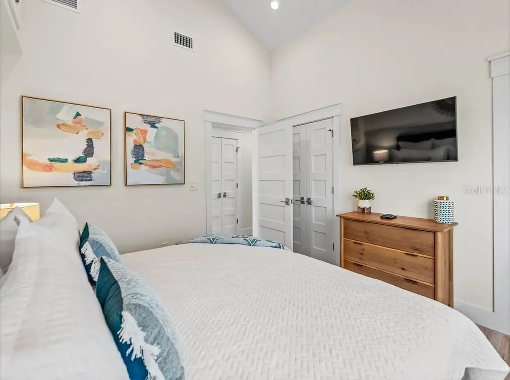 204 Coolidge Drive Sarasota FL 34236