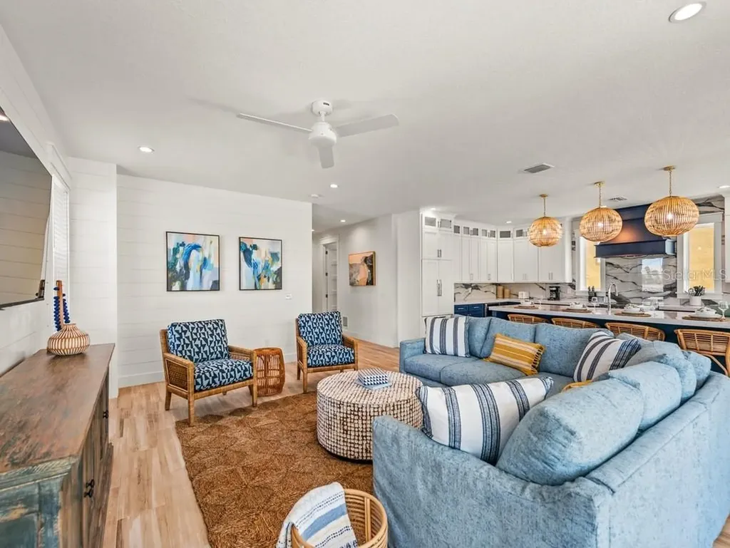 204 Coolidge Drive Sarasota FL 34236