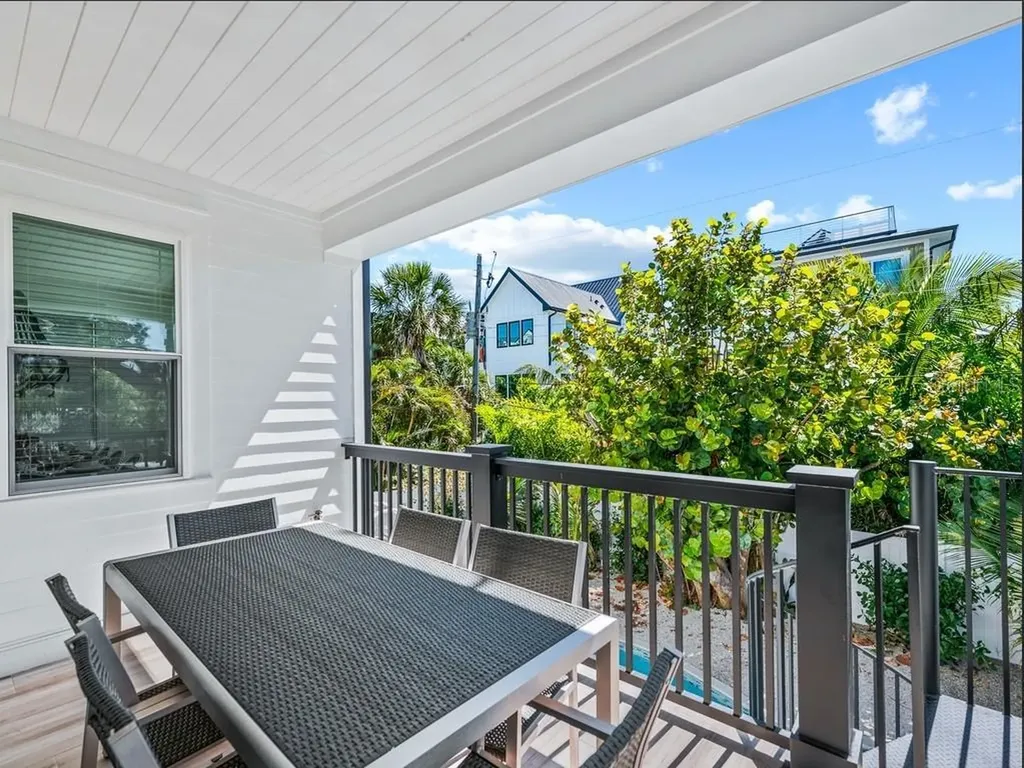 204 Coolidge Drive Sarasota FL 34236