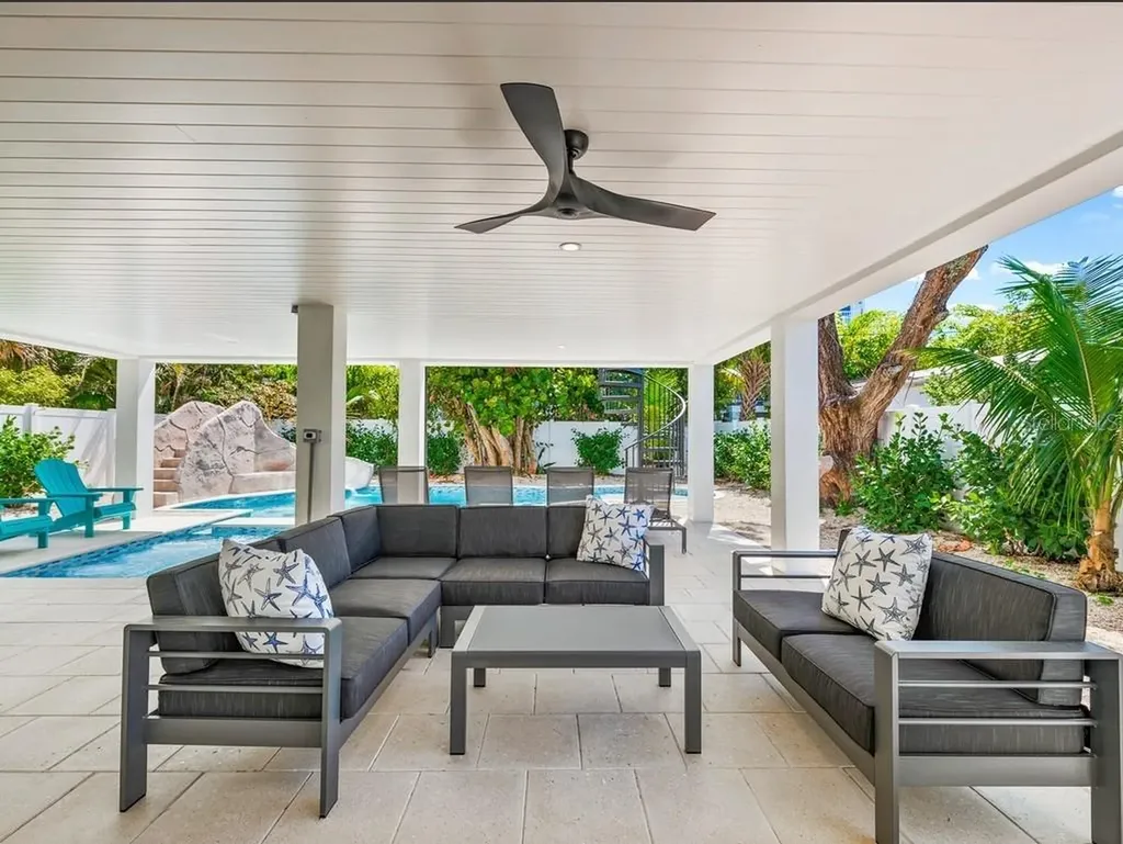204 Coolidge Drive Sarasota FL 34236