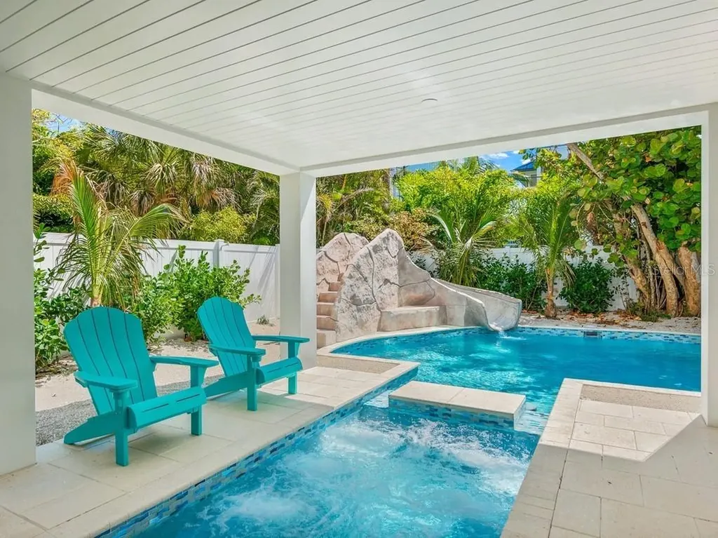 204 Coolidge Drive Sarasota FL 34236