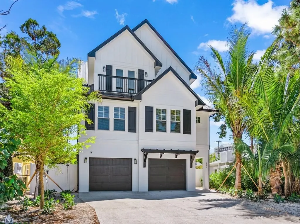 204 Coolidge Drive Sarasota FL 34236