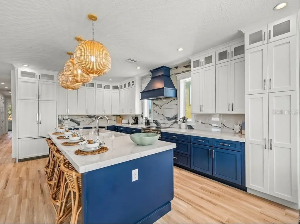 204 Coolidge Drive Sarasota FL 34236