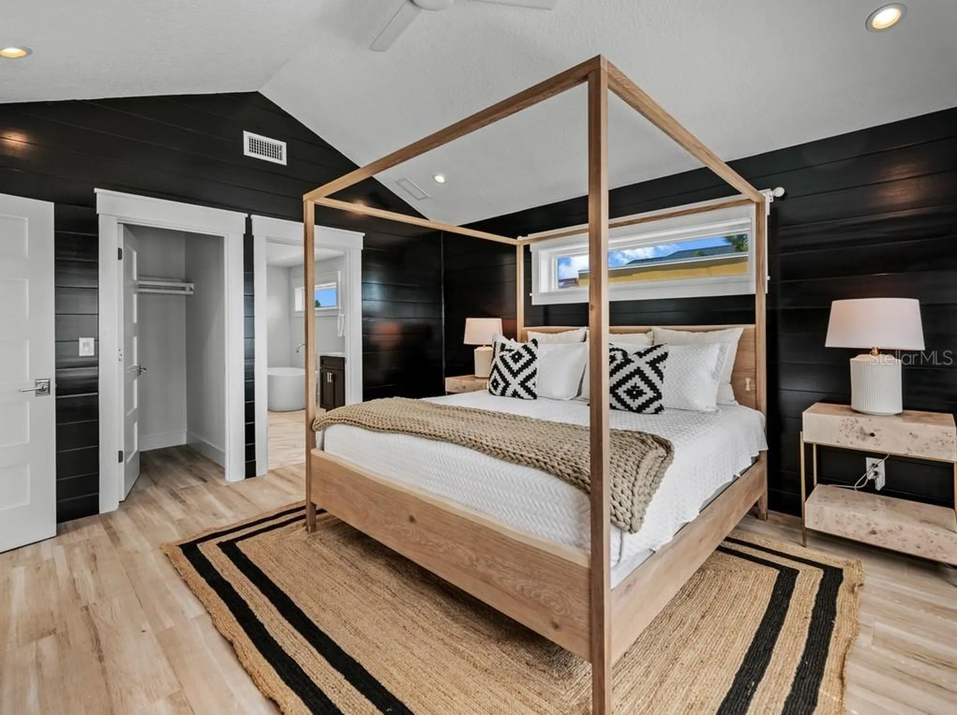 204 Coolidge Drive Sarasota FL 34236