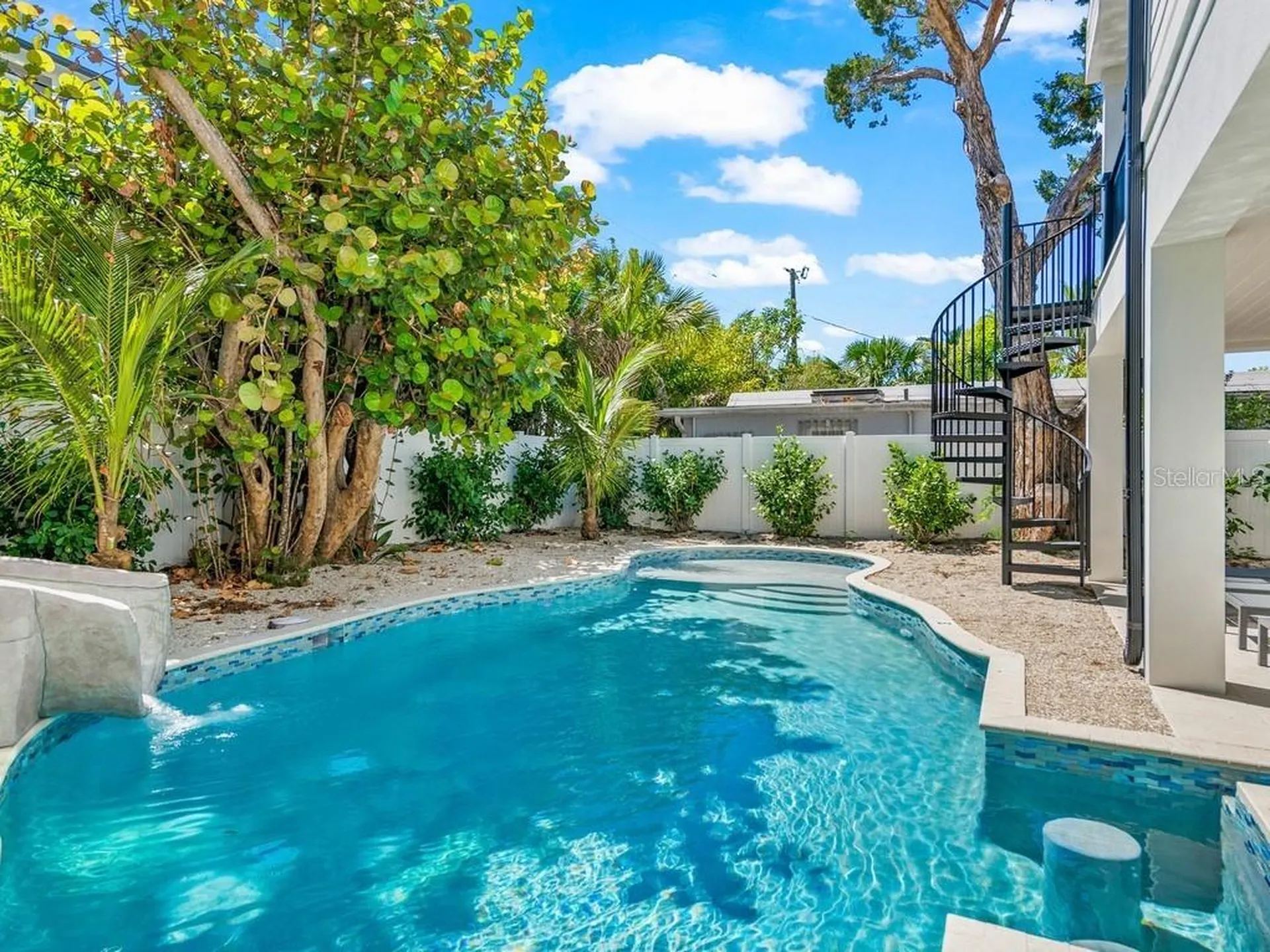 204 Coolidge Drive Sarasota FL 34236