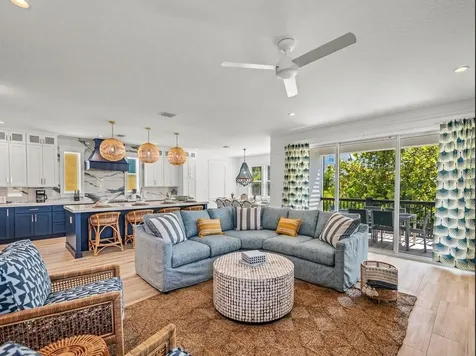 204 Coolidge Drive Sarasota FL 34236