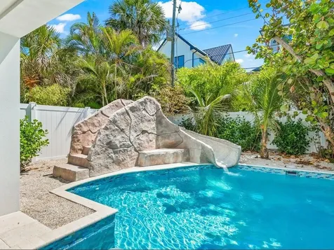 204 Coolidge Drive Sarasota FL 34236