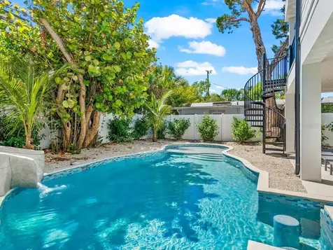 204 Coolidge Drive Sarasota FL 34236
