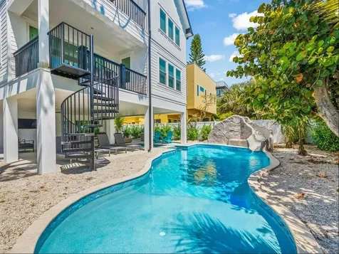 204 Coolidge Drive Sarasota FL 34236