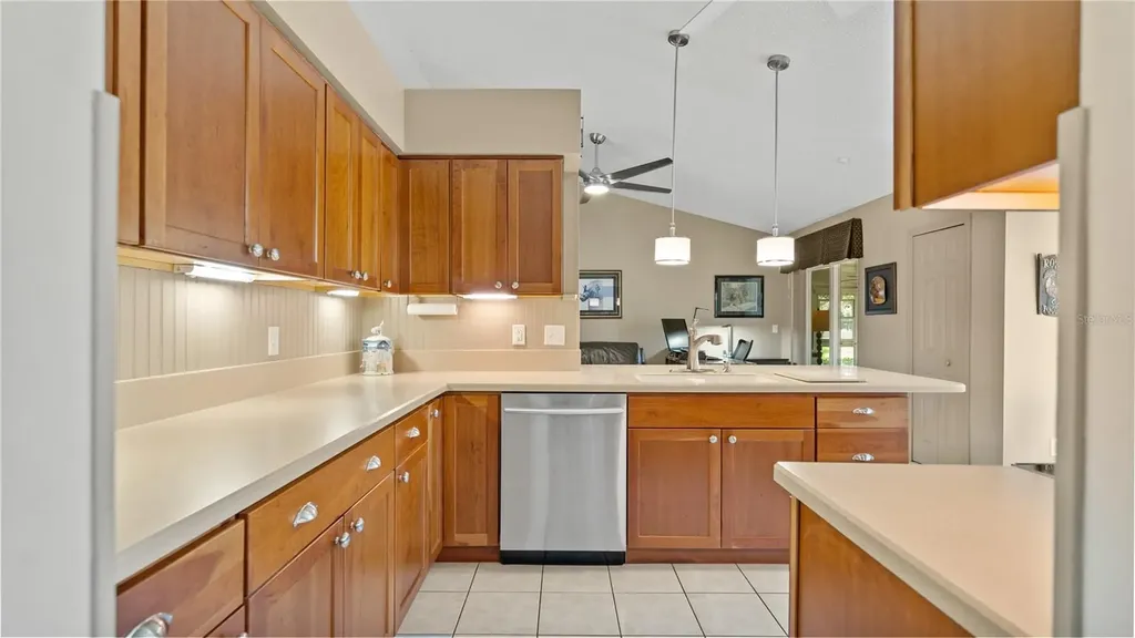 9072 Woodbreeze Boulevard Windermere FL 34786