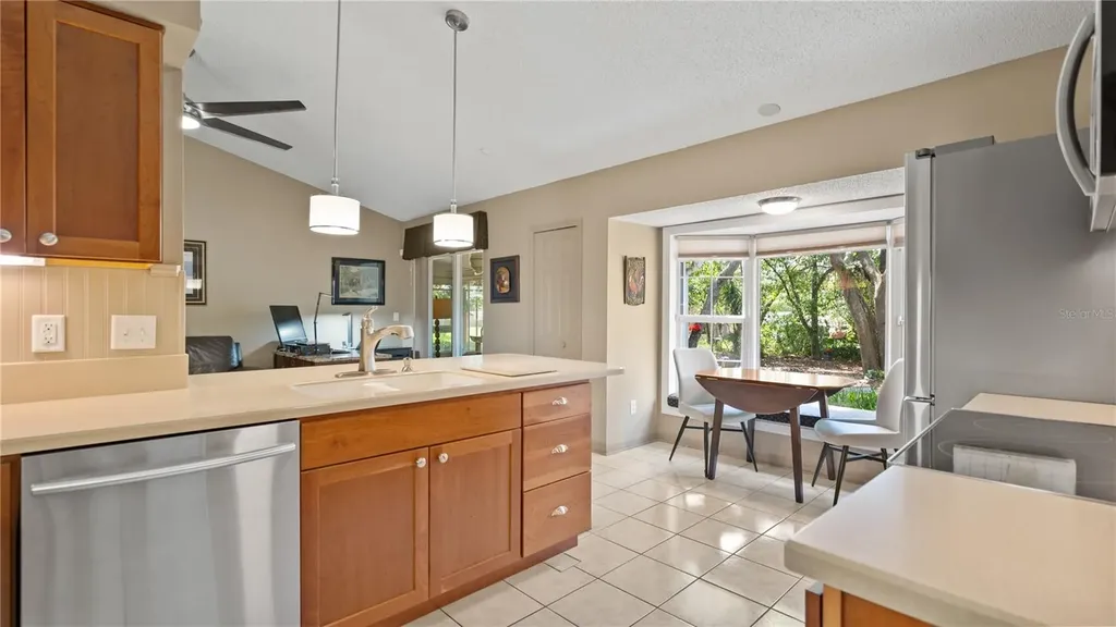 9072 Woodbreeze Boulevard Windermere FL 34786