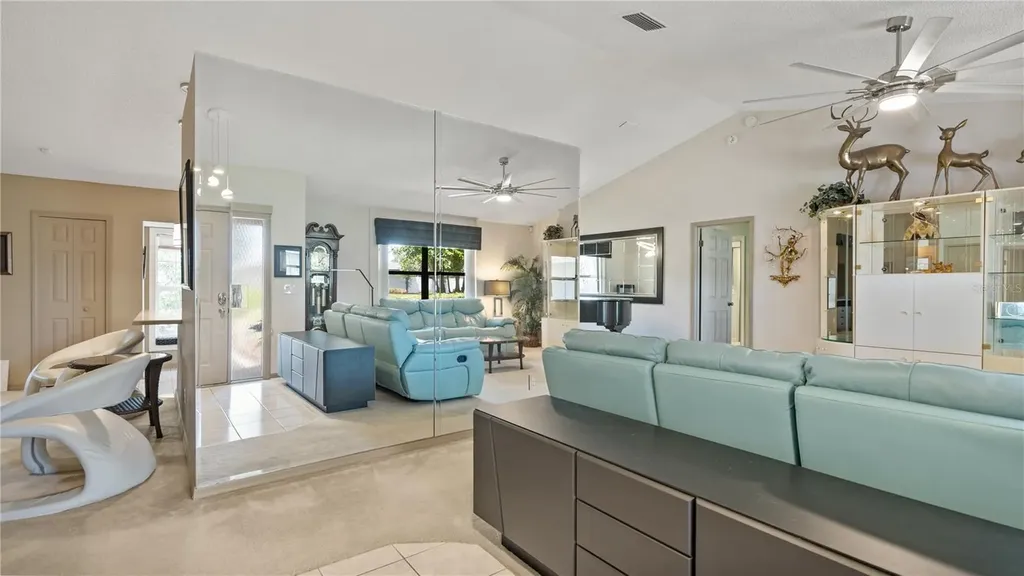 9072 Woodbreeze Boulevard Windermere FL 34786