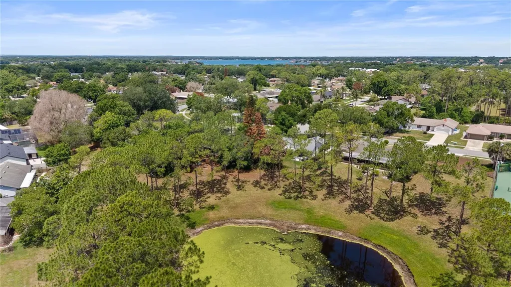 9072 Woodbreeze Boulevard Windermere FL 34786
