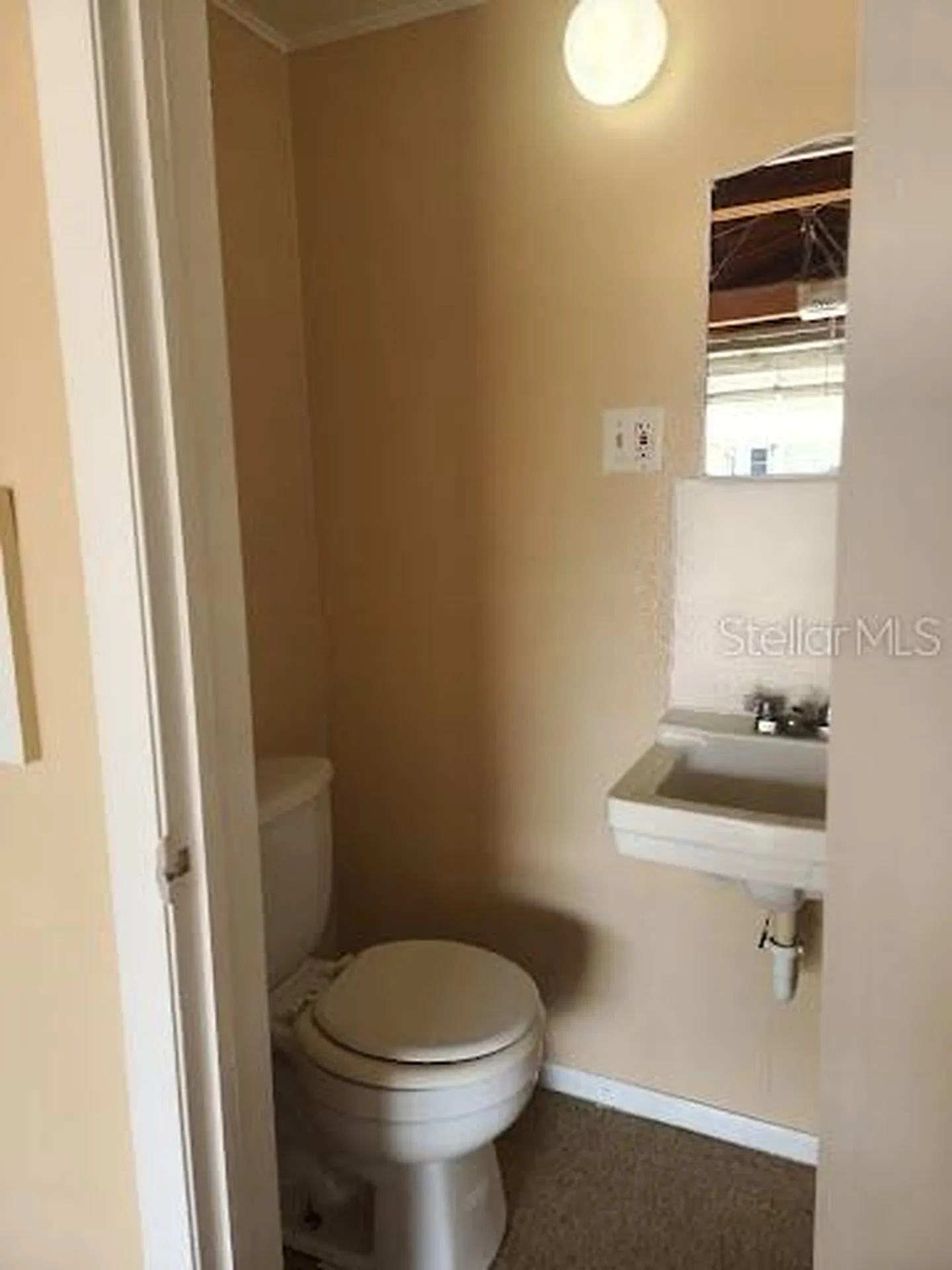 1024 Solar Drive Holiday FL 34691