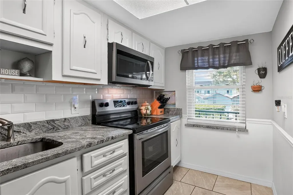 333 Lake Howard Drive NW Winter Haven FL 33880
