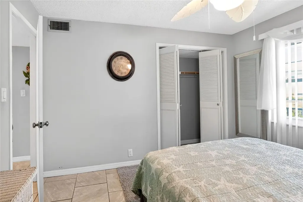 333 Lake Howard Drive NW Winter Haven FL 33880