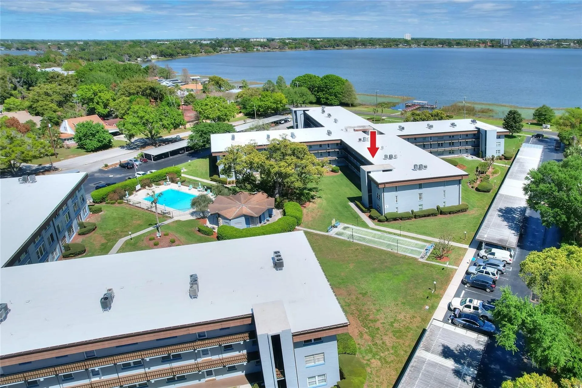 333 Lake Howard Drive NW Winter Haven FL 33880