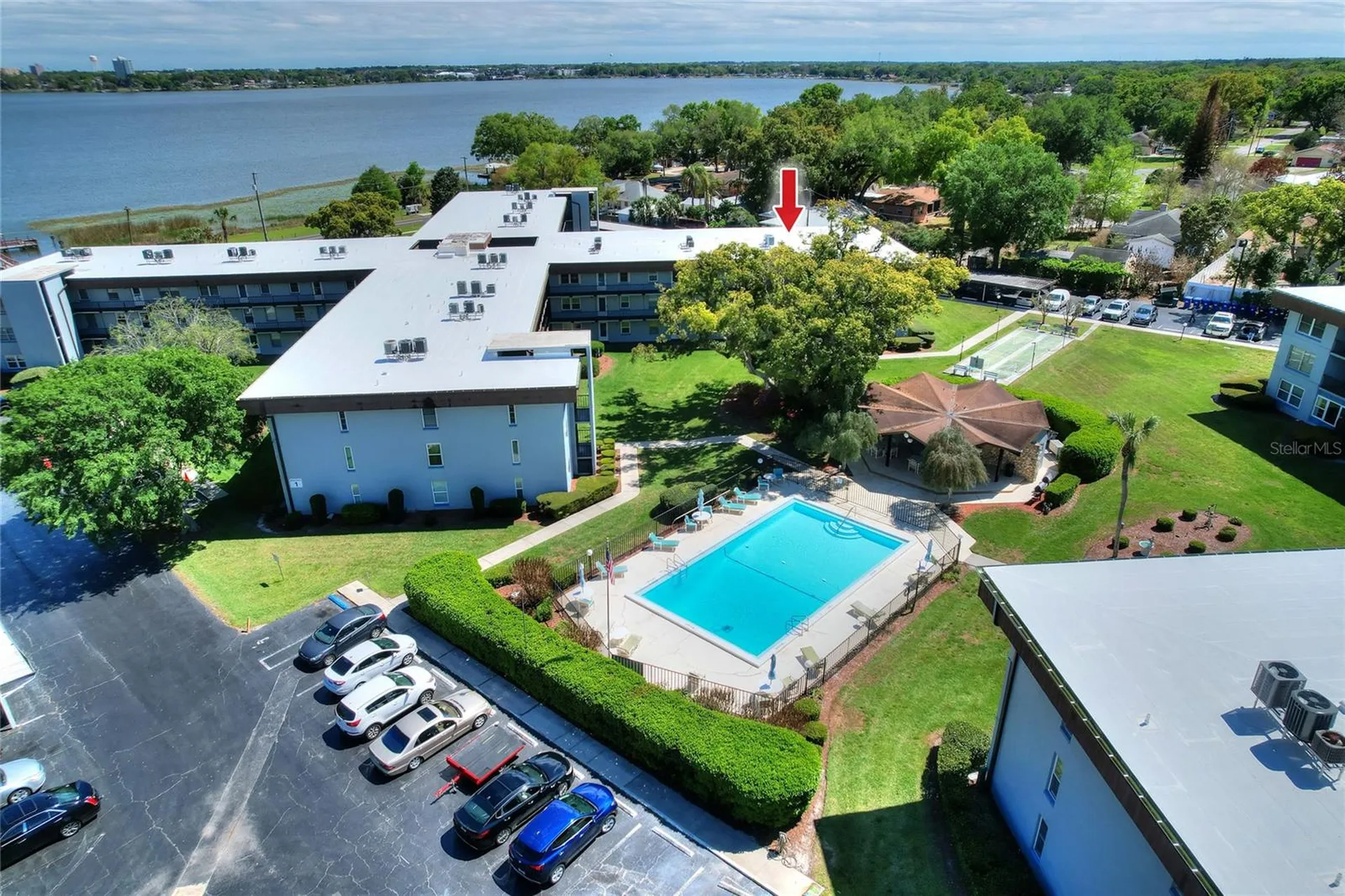 333 Lake Howard Drive NW Winter Haven FL 33880