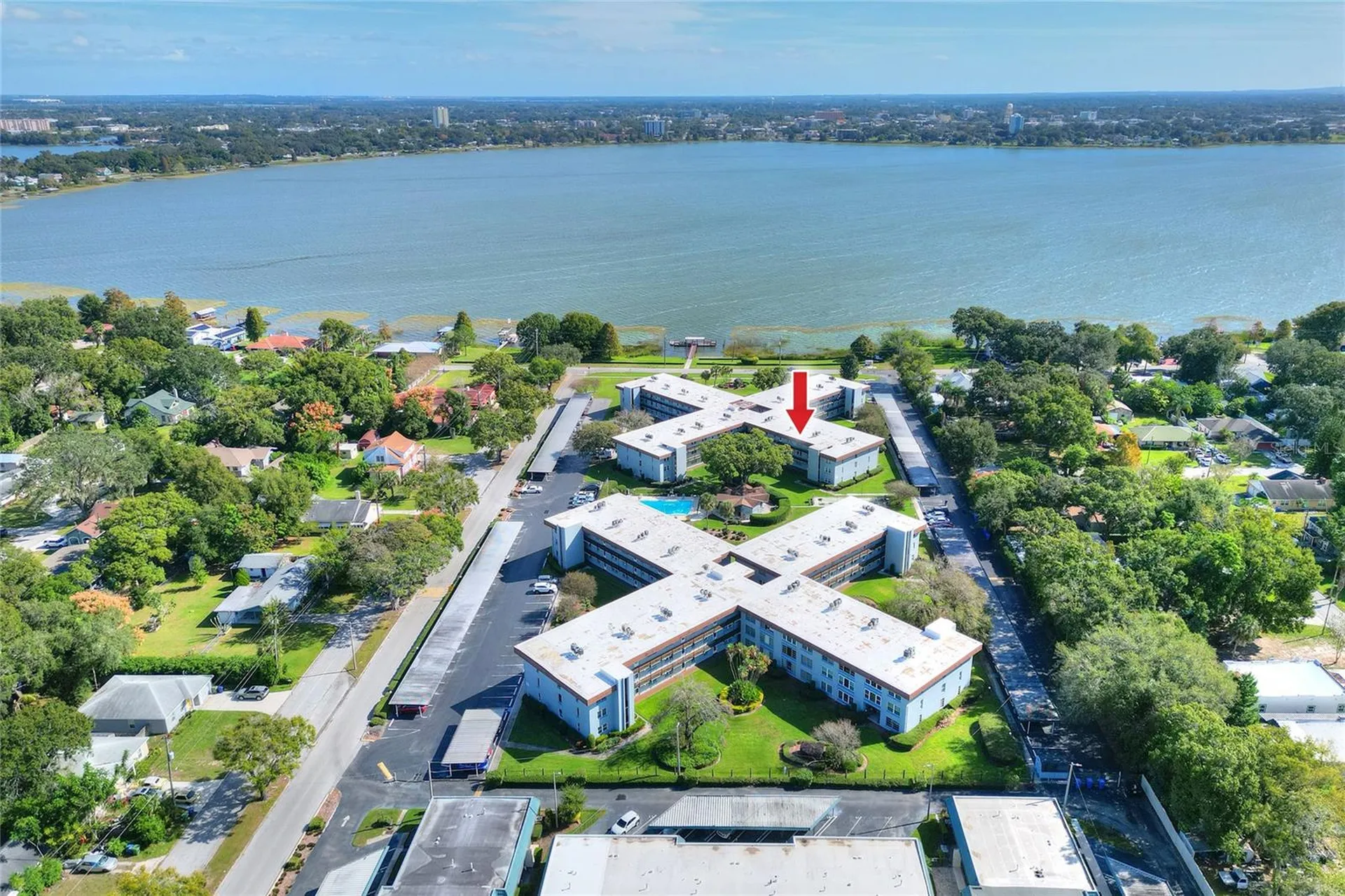 333 Lake Howard Drive NW Winter Haven FL 33880